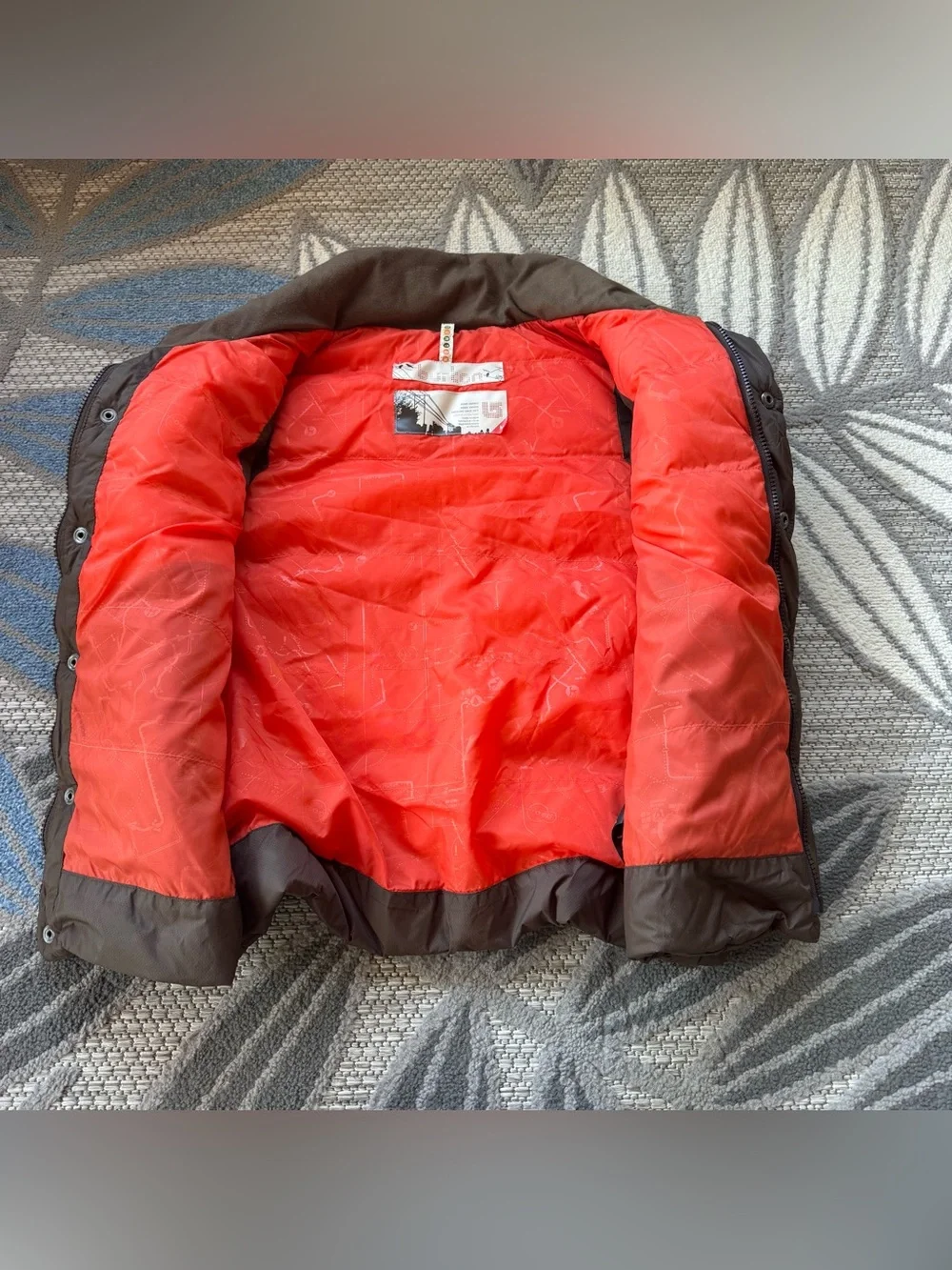 Burton brand style